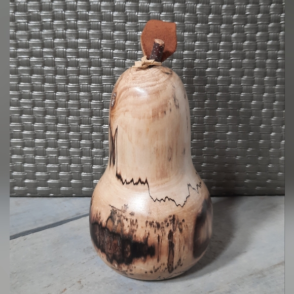 Handmade Turned Wood Pear Fruit Sculpture Signed - Picture 7 of 16